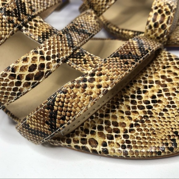 NEW Hot in Hollywood Tan Taupe Snake Skin Gladiator Strappy Ankle Sandals Shoes - Picture 7 of 14